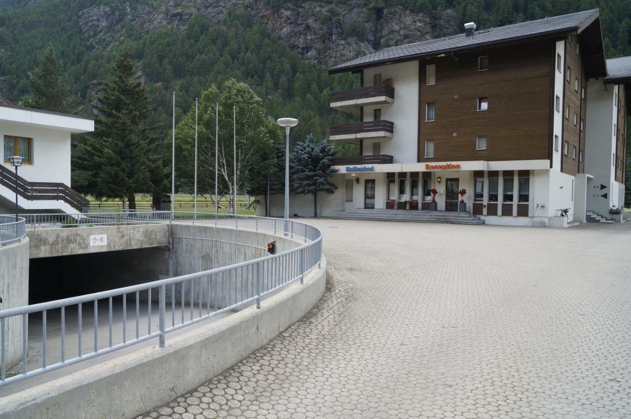 Monte Rosa D 412 Aparthotel Täsch Kültér fotó