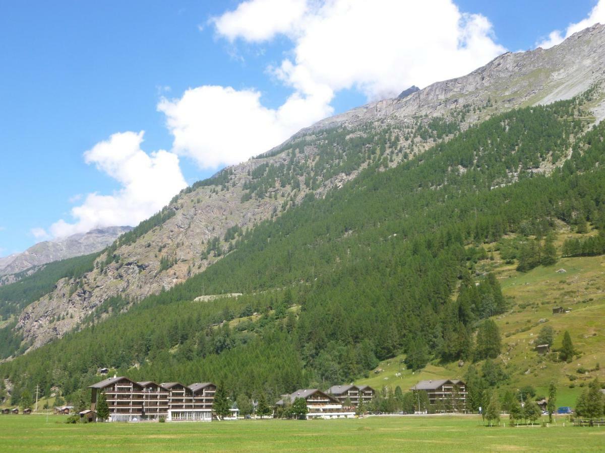 Monte Rosa D 412 Aparthotel Täsch Kültér fotó