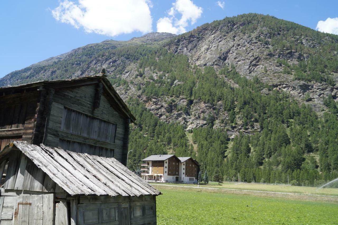 Monte Rosa D 412 Aparthotel Täsch Kültér fotó